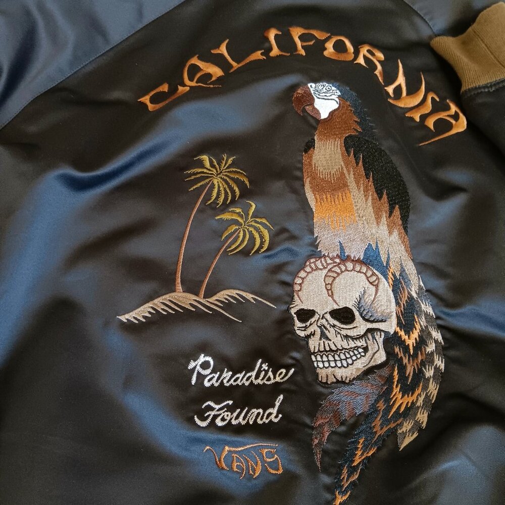 Vans Vault rare XL jacket California Souvenir Reversible Smiley face New